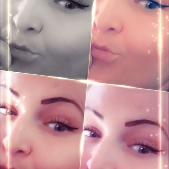 Meet your Posher, Brit - Picture 1 of 1